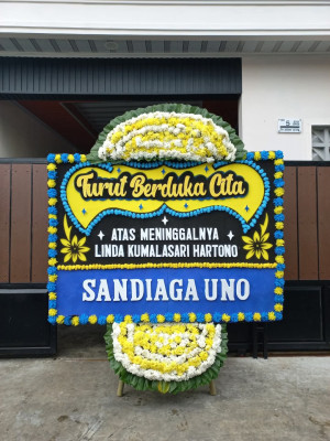 Papan Bunga Duka di Bakunase Dua
